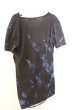 画像4: CIVARIZE / スプラッシュプリントドレープカットソー 44 ブラックｘブルー O-26-02-18-005-CI-ts-YM-OS (4)