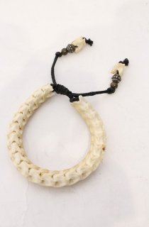 IFSIXWASNINE / 蛇骨ブレスレット アイボリー O-26-02-22-069-IF-ac-YM