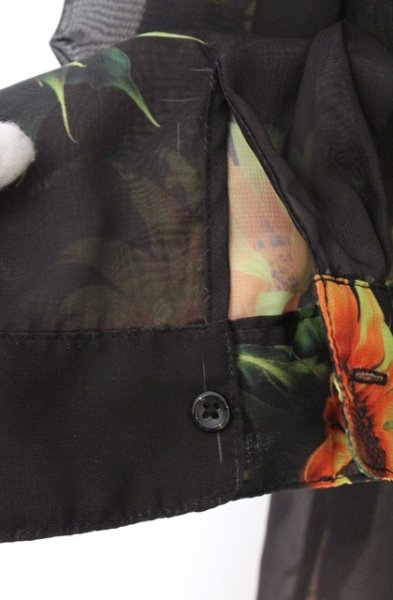 画像4: CavariA / 向日葵総柄シフォンシャツ 46 ブラックｘイエロー O-26-02-23-012-Ca-sh-YM-OS (4)