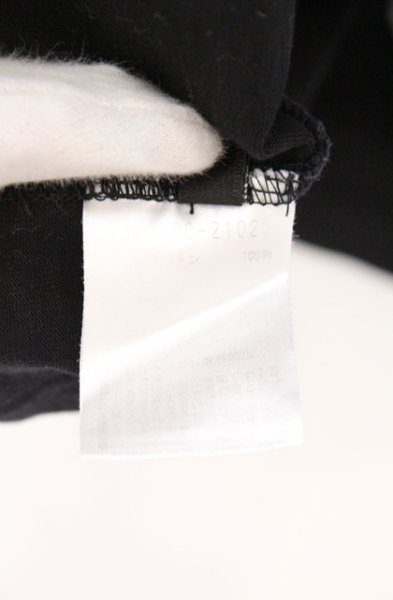 画像4: 5351pour les Hommes / グラデーションスタッズVネックTシャツ 48 ブラック O-26-03-26-012-53-ts-YM-OS (4)