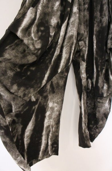 画像2: NO ID. BLACK / チェンジングギャザードレープトラウザーズ 1 パターン O-26-04-07-025-NO-pa-YM-OS (2)