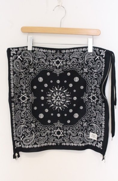 画像1: NO ID. BLACK / MYE DOコラボバンダナスカート  ブラック O-26-04-20-038-NO-0-YM-OS (1)