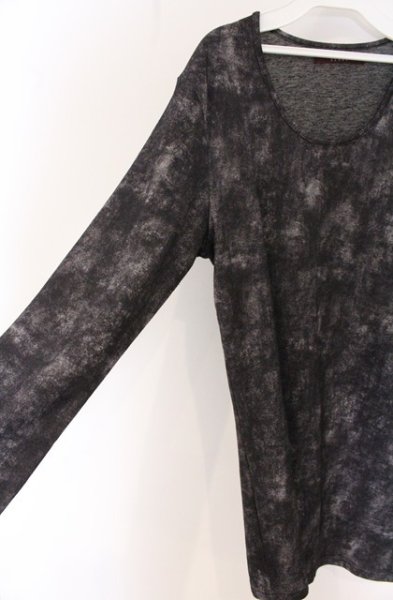 画像2: SEANA / ムラ染めアシンメトリーカットソー L ブラック O-26-04-20-022-SE-ts-YM-OS (2)