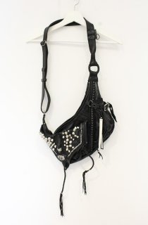 KMRii / SERPENT CROSS TOTE レザーバッグ ブラック O-25-02-28-111-KM