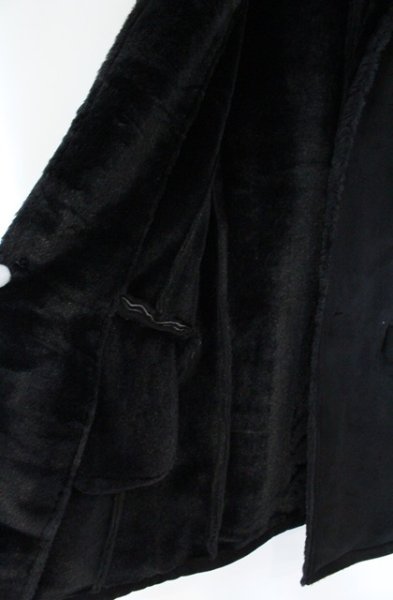 画像4: CIVARIZE / Emir フェイクムートンチェスターコート 44 ブラック O-26-10-20-008-CI-ou-YM-OS (4)