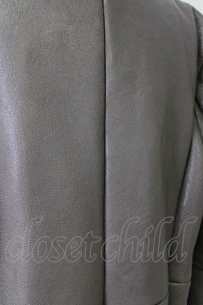 画像10: NO ID. BLACK / コート.ラムベジタブルフェイクムートンリバーシブルハイカラーコート 3 ダークグレー T-23-10-31-014-NO-ou-YM-ZT-MK026 (10)