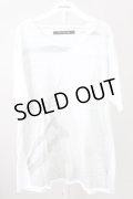 【SALE】NO ID. BLACK / beach転写プリントTシャツ ONE ホワイト T-23-11-30-006-NO-ts-YM-ZT512