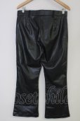 画像2: ZARA / ストレッチPUフレアパンツ EU L ブラック T-24-01-13-039-ZA-pa-YM-ZT541 (2)