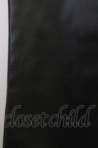 画像3: ZARA / ストレッチPUフレアパンツ EU L ブラック T-24-01-13-039-ZA-pa-YM-ZT-ML003 (3)