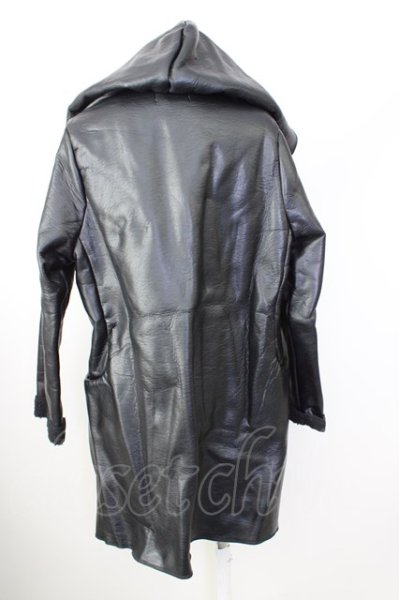 画像2: KMK(KINGLY MASK) / コート.ボンディングフェイクレザー  ブラック T-24-01-26-009-KM-ou-YM-ZT-ML037 (2)
