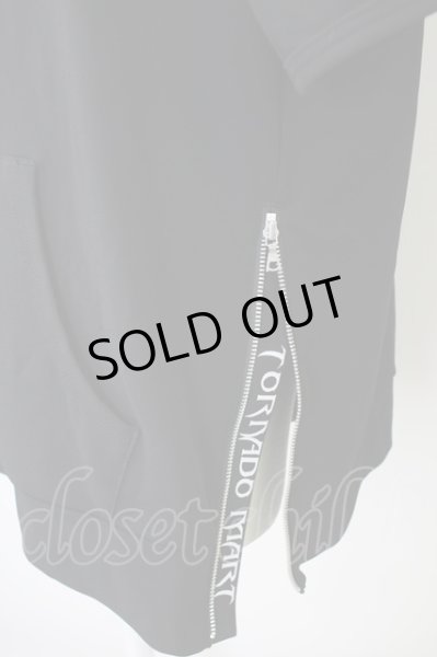 画像4: TORNADO MART / サイドZIPプルオーバーパーカー F ブラック T-24-02-07-015-TO-to-YM-ZT177 (4)