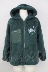 NieR Clothing / アウター.ロゴ刺繍もこもこ F グリーン T-24-02-14-003-Ni-ou-OW-ZT351