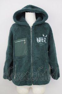 NieR Clothing / アウター.ロゴ刺繍もこもこ F グリーン T-24-02-14-003-Ni-ou-OW-ZT351