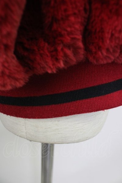 画像9: CavariA / ジャケット.ファーフードブルゾン 46 レッドxブラック T-24-03-19-007-Ca-ja-YM-ZT-M109 (9)