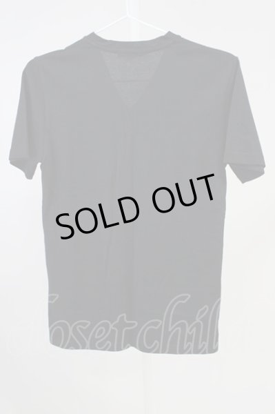 画像2: BLACK VARIA / スカルローズVネック Tシャツ M ブラック T-24-05-15-004-BL-ts-YM-ZT408 (2)