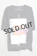 KMK(KINGLY MASK) / リップカードBIG Tシャツ F ブラック T-24-08-02-019-KM-ts-YM-ZT