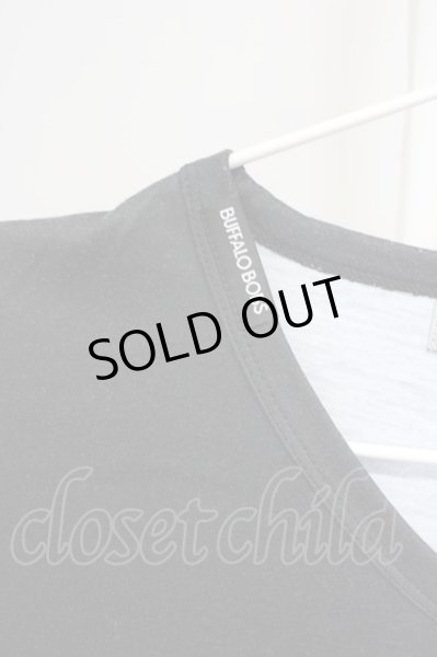 画像3: BUFFALO BOBS / BOUQET(ブーケ)花柄プリントVネックTシャツ 2-3 ブラック T-24-08-02-018-BU-ts-YM-ZT315 (3)