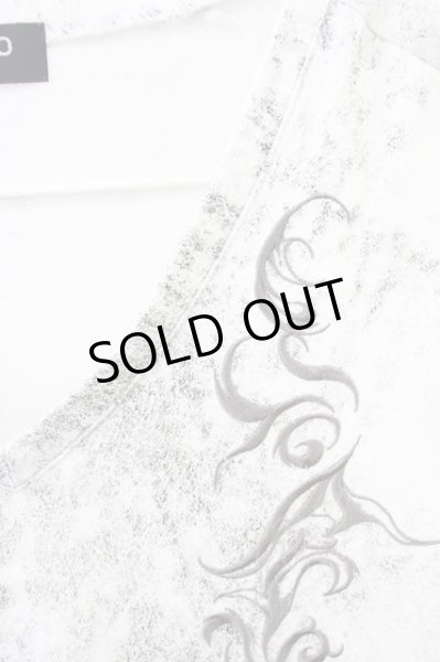 画像3: TORNADO MART / トライバル刺繍アニマルジャガードTシャツ  ホワイト T-24-09-11-009-TO-ts-YM-ZT (3)