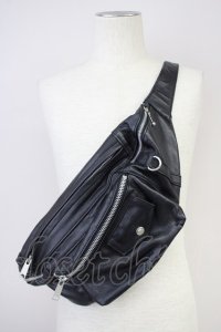 BUFFALO BOBS / DENNIS(デニス)シープレザーボディバッグ  ブラック T-25-06-28-027-BU-ba-YM-ZT