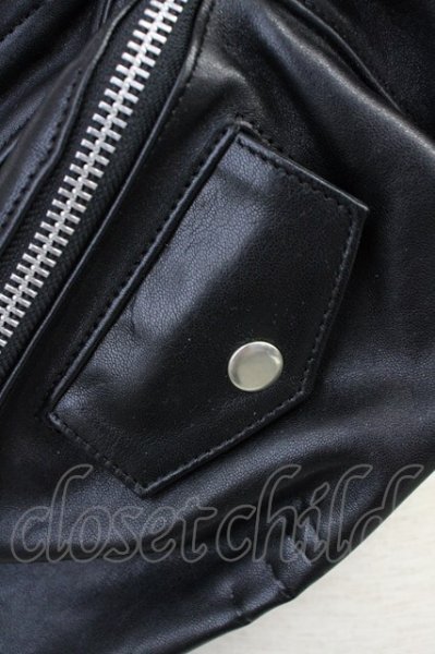 画像4: BUFFALO BOBS / DENNIS(デニス)シープレザーボディバッグ  ブラック T-25-06-28-027-BU-ba-YM-ZT344 (4)