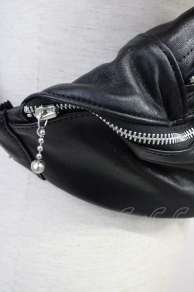 画像5: BUFFALO BOBS / DENNIS(デニス)シープレザーボディバッグ  ブラック T-25-06-28-027-BU-ba-YM-ZT344 (5)