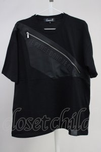 CavariA / 立体デザインBIG Tシャツ 44 ブラック T-25-06-28-002-Ca-ts-YM-ZT