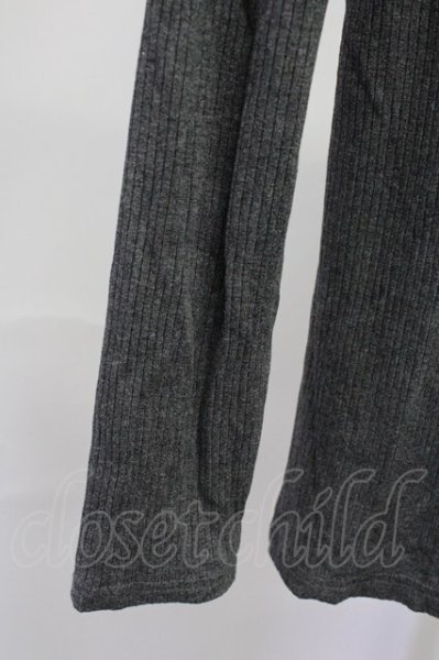 画像4: NO ID. / スリムフィットヘンリーカットソー 2 グレー T-25-07-30-009-NO-to-YM-ZT185 (4)