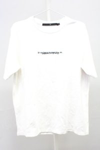 NO ID. / Two sides刺繍Tシャツ 1 ホワイト T-25-07-30-002-NO-ts-YM-ZT186