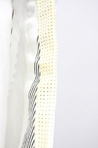 画像7: FranCisT_MOR.K.S. / パンチングホースハイド切り替えストライフベスト 2 ホワイト系 T-25-09-03-001-Fr-to-YM-ZT064 (7)