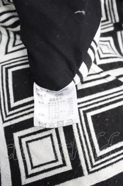 画像14: NO ID. BLACK / ゴブランJQ×CNツイルリバーシブルステンカラーコート ONE ホワイト T-25-10-30-025-NO-ou-YM-ZT (14)