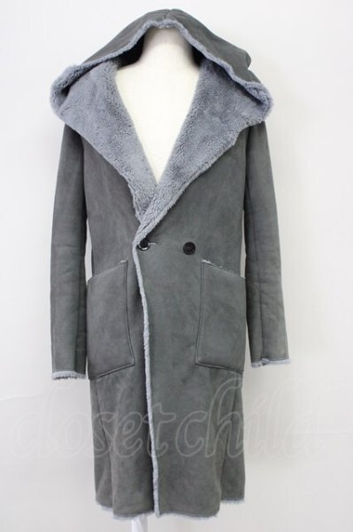 画像1: NO ID. BLACK / フェイクムートンリバーシブルフーデッドコート 1 チャコール T-25-10-30-027-NO-ou-YM-ZT (1)