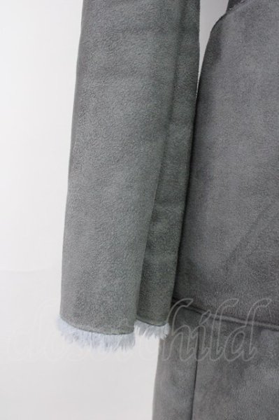 画像4: NO ID. BLACK / フェイクムートンリバーシブルフーデッドコート 1 チャコール T-25-10-30-027-NO-ou-YM-ZT (4)