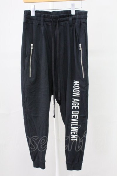 画像1: Moonage Devilment / エンブロイダリーサルエルジョガーパンツ 01 ブラック T-25-11-10-035-Mo-pa-YM-ZT (1)