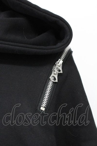 画像4: CIVARIZE / ショルダージップPUレザーパッチワークプルオーバー F ブラック T-25-11-18-007-CI-to-YM-ZT (4)