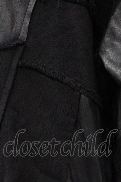 画像8: CIVARIZE / ショルダージップPUレザーパッチワークプルオーバー F ブラック T-25-11-18-007-CI-to-YM-ZT (8)