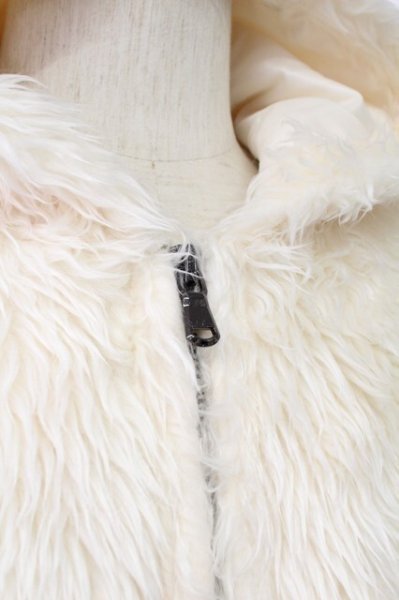 画像4: CavariA / フーデッドファーブルゾン 46 ホワイト T-25-12-12-017-Ca-ou-YM-ZT (4)