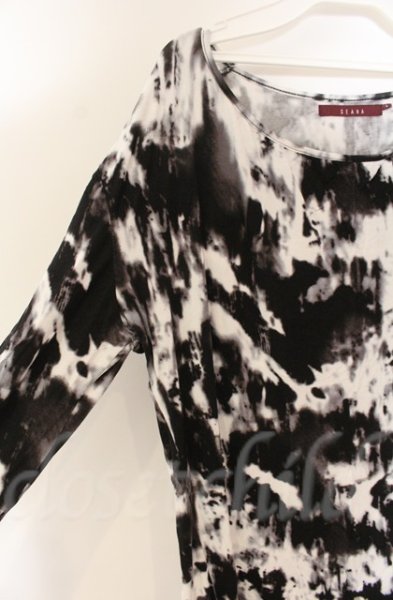 画像2: SEANA / ブリーチ総柄ドレープネックカットソー L ブラックｘホワイト T-25-12-13-043-SE-ts-YM-ZT1213N (2)