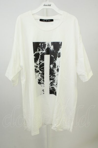 画像1: NO ID. BLACK / グラフィックロゴプリントBIG Tシャツ ONE ホワイト T-26-05-22-006-NO-ts-YM-ZT (1)