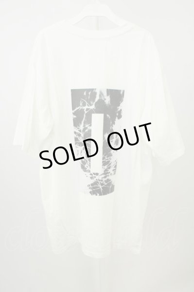 画像2: NO ID. BLACK / グラフィックロゴプリントBIG Tシャツ ONE ホワイト T-26-05-22-006-NO-ts-YM-ZT (2)