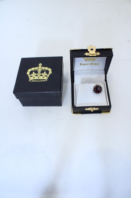 【WINTERセール】ROYAL ORDER ピアス.SE117 RED /シルバーｘレッド/ O-23-03-09-091-RO-za-YM-ZT344