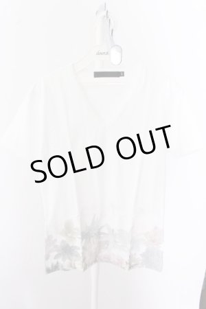 画像: FUGA Tシャツ.MARCIALE グラデーションフラワー /ホワイト/44 O-22-06-07-077-FU-ts-YM-ZT369