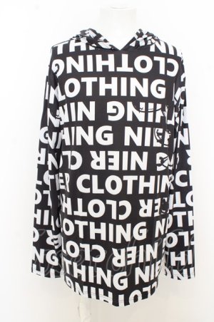 画像: 【SALE】NieR Clothing パーカー.ロゴ総柄 /ブラック?ホワイト/F O-23-08-09-012-Ni-to-IG-ZT411