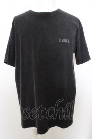 画像: 【SALE】DIVINER / Rusted ThePrayer Tシャツ O-23-10-03-020-el-ts-YM-ZT329