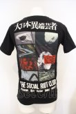 画像3: BLACK MORAL / 暴動区愚鈍の桜 Tシャツ O-24-01-19-042-BL-ts-YM-ZT053 (3)