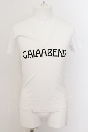 画像: GalaabenD / ロゴプリントVネックTシャツ S ホワイト O-24-05-26-012-Ga-ts-YM-ZT218