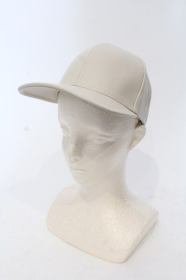 画像1: NO ID. / シンセティックレザーBB-CAP キャップ ONE アイボリー O-25-04-06-072-NO-0-YM-ZT134 (1)