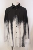 画像1: CIVARIZE / バイカラースプレープリントビッグシャツ F ブラックｘホワイト O-25-05-25-020-CI-sh-YM-OS (1)