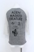画像2: MARDI GRAS / ALIEN MASKED CREATURE ラグラン五分袖カットソー  グレー O-25-05-31-014-MA-ts-YM-ZT333 (2)