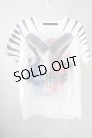 画像: 【WINTERセール】NO ID. BLACK / グラフィックTEE Tシャツ 1 ホワイト T-24-09-13-008-NO-sh-YM-ZT190