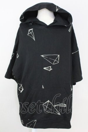 画像: A.F ARTEFACT / PYRA PATTERN PRINT SWEAT HOODIE 半袖パーカー 2 ブラック T-25-08-06-026-A.-to-YM-ZT